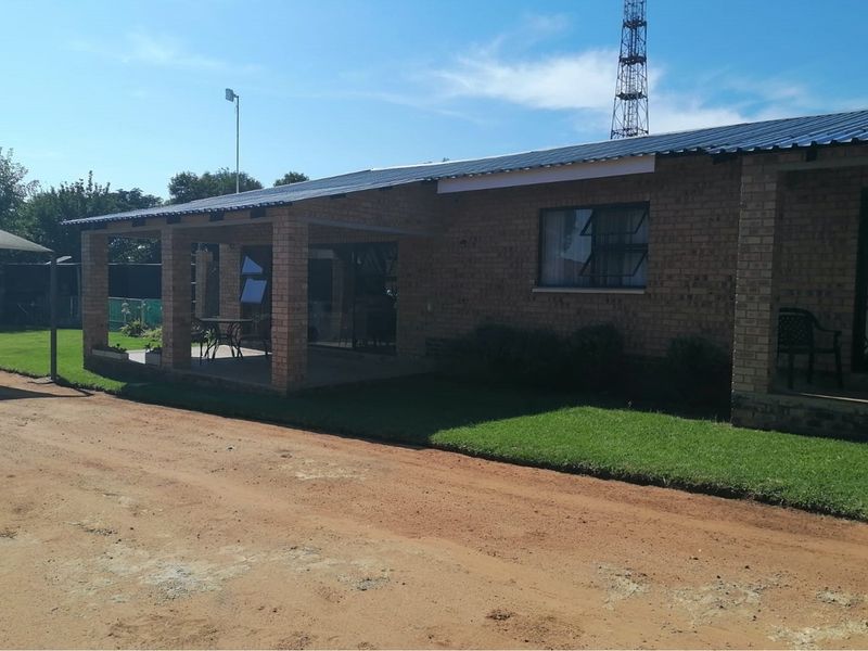 Your Gateway to Country Living and Holiday Bliss - Where the Best Deals Meet Dream Destinations - Photo 3