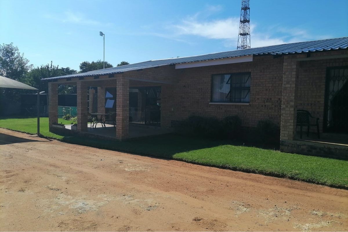 Your Gateway to Country Living and Holiday Bliss - Where the Best Deals Meet Dream Destinations - Photo 3