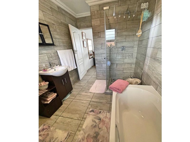 Investor’s Dream: Fully Tenanted Townhouse Development - Photo 6