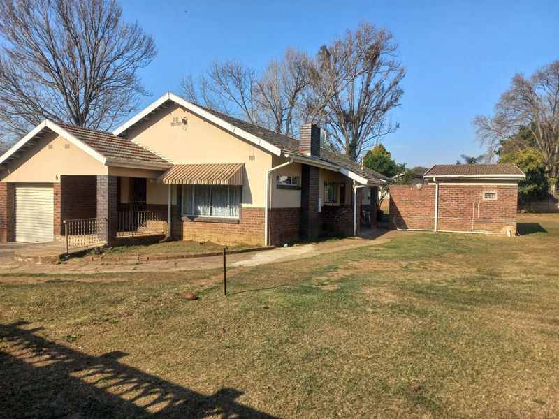 House For Sale in Scottsville, Pietermaritzburg, KwaZulu Natal - Photo 1