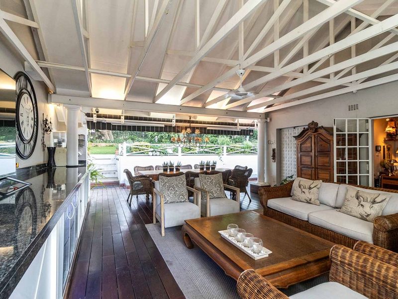 An Enchanting 4 bedroom Family Sanctuary Amidst Waterkloof’s Prestige - Photo 5