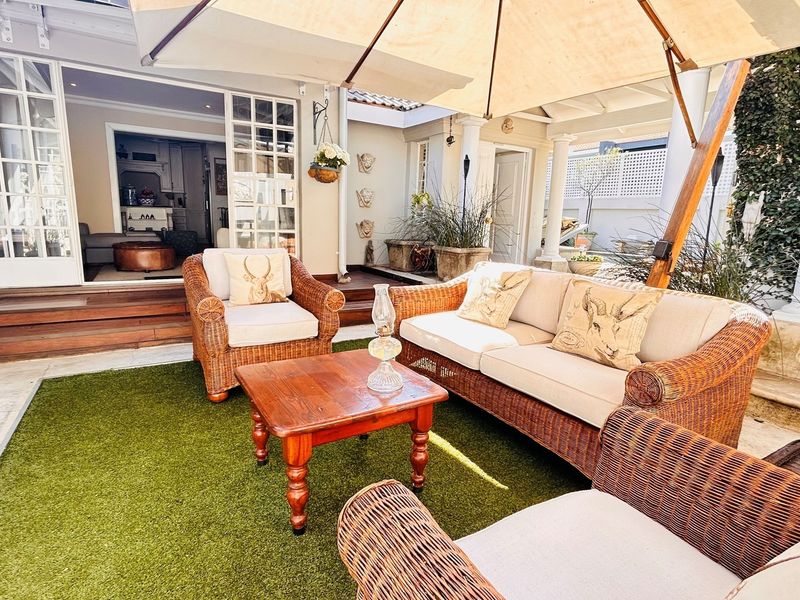 An Enchanting 4 bedroom Family Sanctuary Amidst Waterkloof’s Prestige - Photo 8
