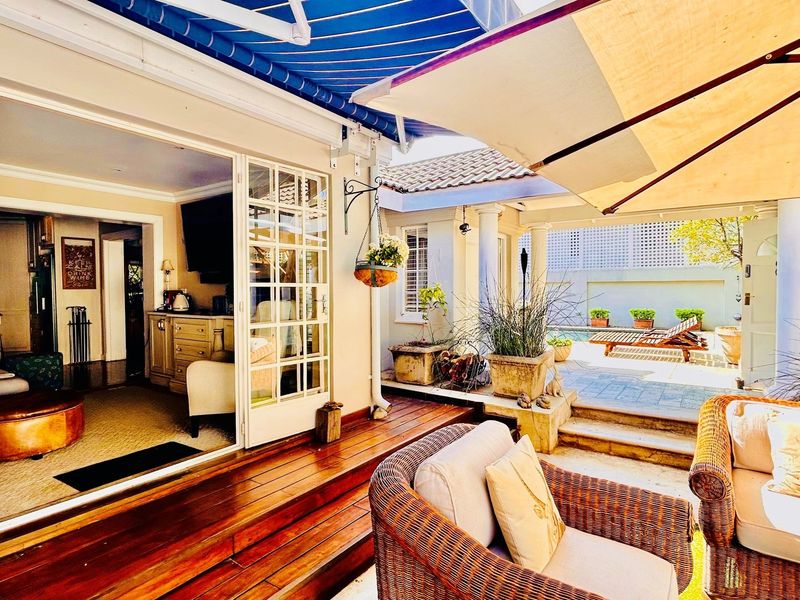 An Enchanting 4 bedroom Family Sanctuary Amidst Waterkloof’s Prestige - Photo 10