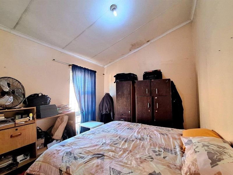 Lovely 3 Bedroom house for Sale in Hillgrove, Newlands West. - Photo 10