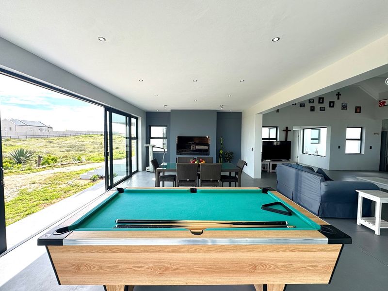 Modern Architectural Masterpiece in Olifantskop Private Nature Reserve- Langebaan - Photo 5