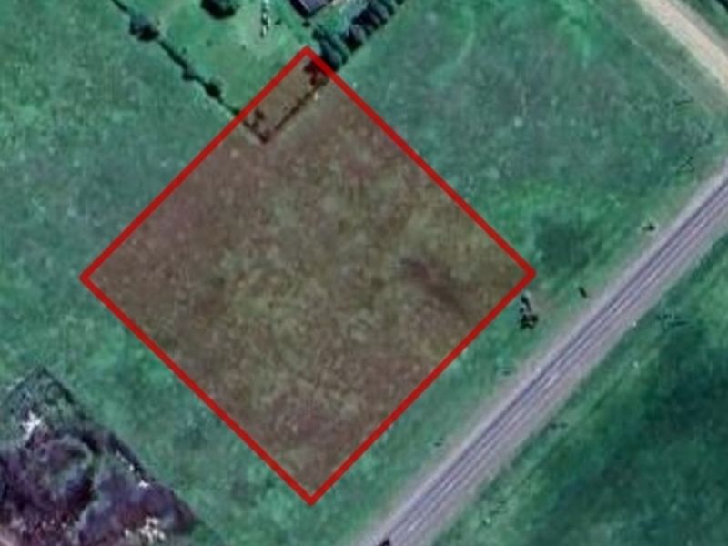 "Prime Land in Wakkerstroom: 5,710sqm Dream Site" - Photo 7