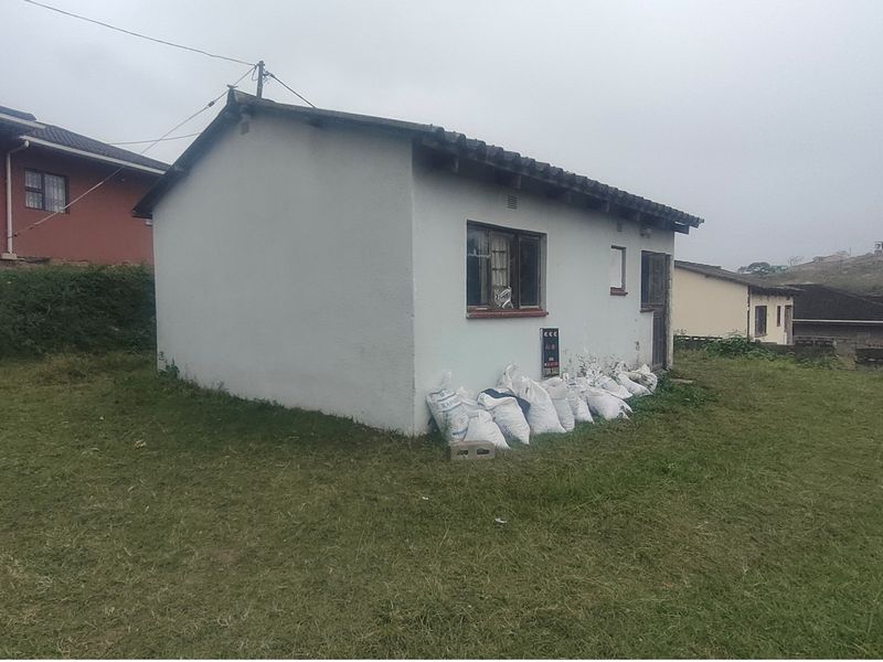 "Charming 2-Bed Dream Home in Folweni C" - Photo 4