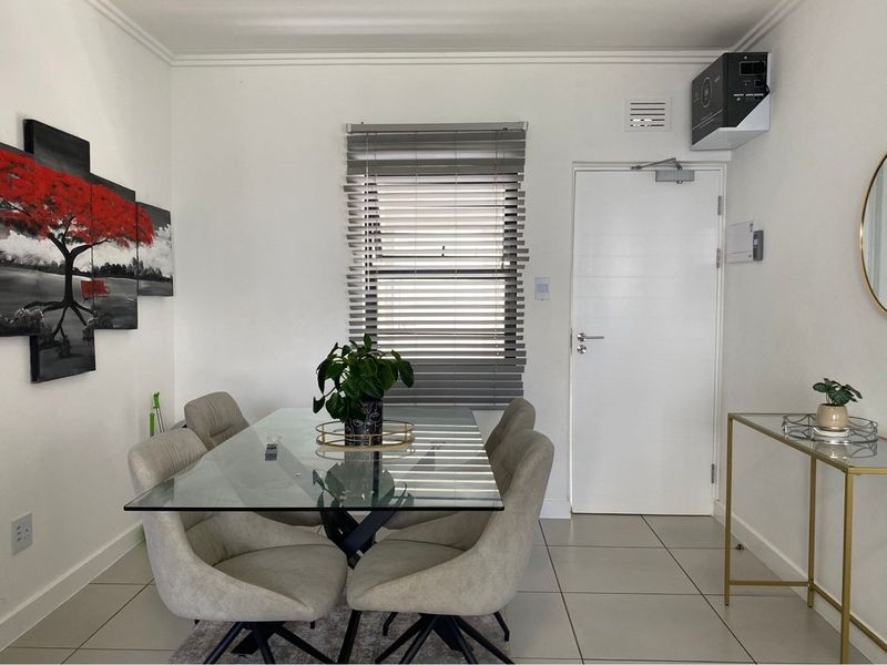 Modern 3-Bed Apartment in Ballito Central - Photo 9