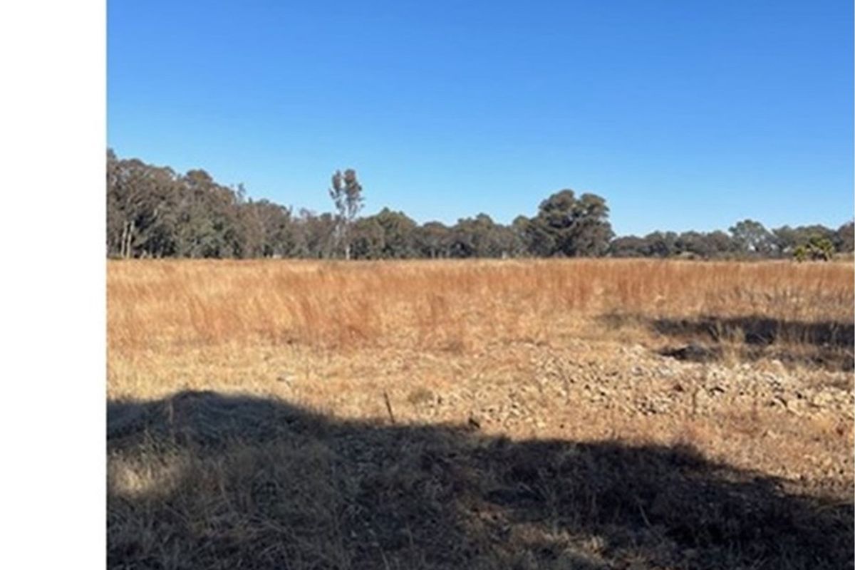 Prime vacant land, breakaway from the hustle and bustle of city life. - Photo 2