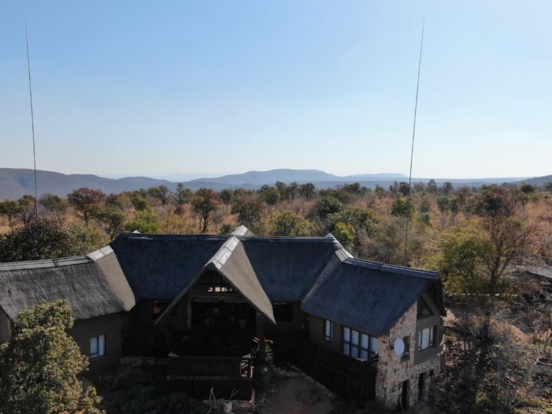 Charming 4-bedroom thatch home for Sale - Highlands Wilderness, Bela Bela - Photo 3