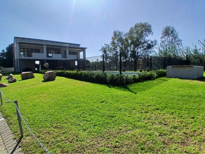 2-BEDROOM 2 BATHROOM 2 CAR PARK AVAILABLE FOR SALE - Photo 4