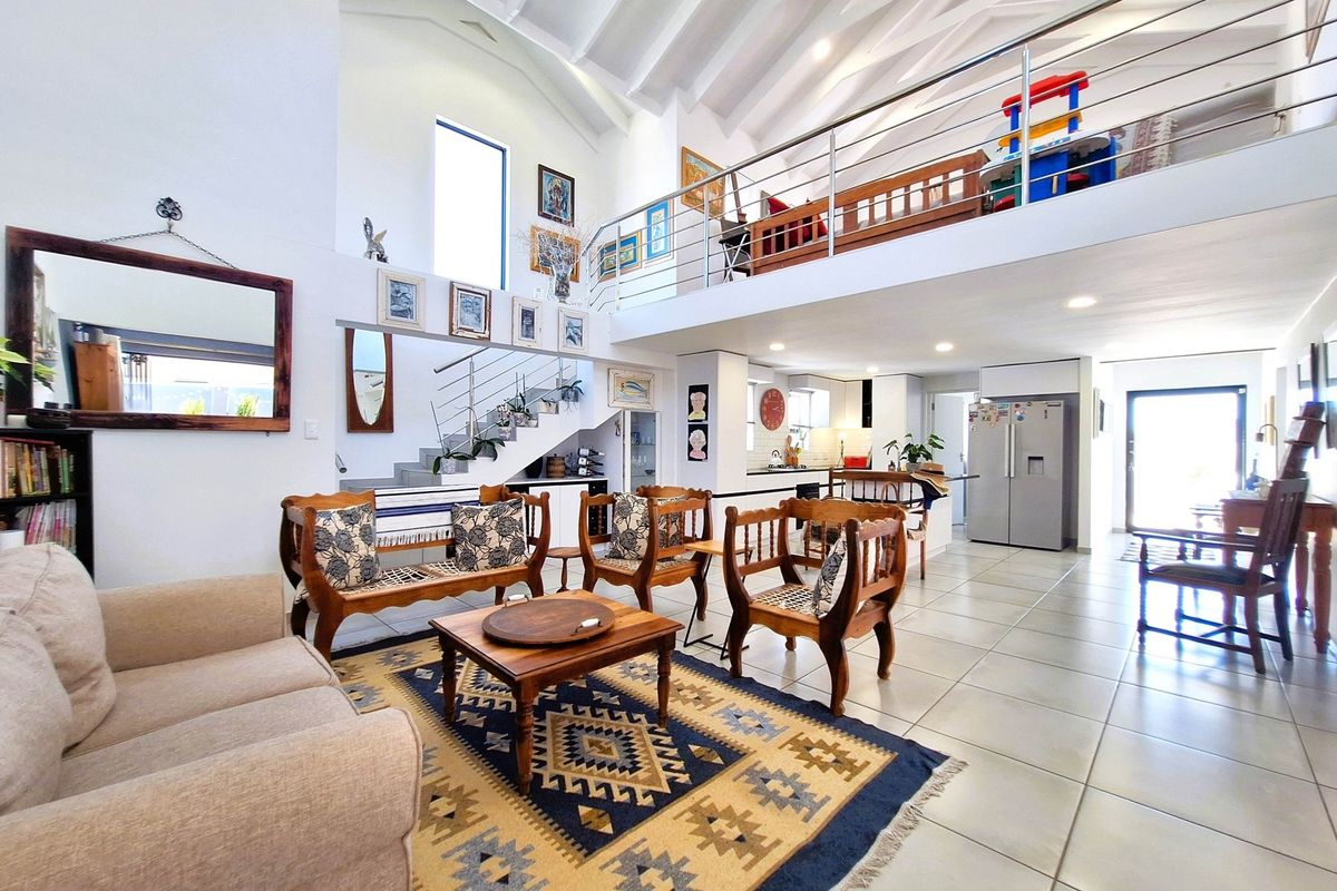 Estate Living at its finest: Stylish, Secure, Serene with partial Ocean Views. - Photo 5