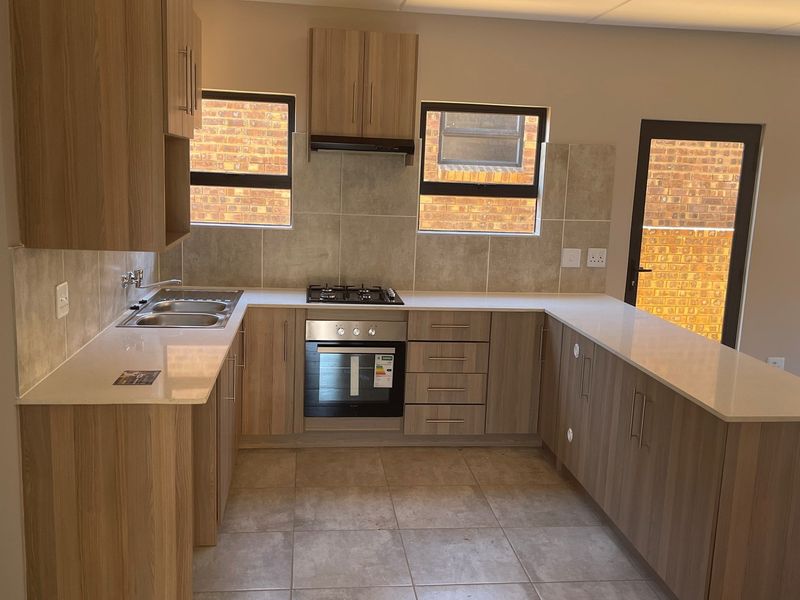 New Development in Heuwel West - Double Storey - Photo 5