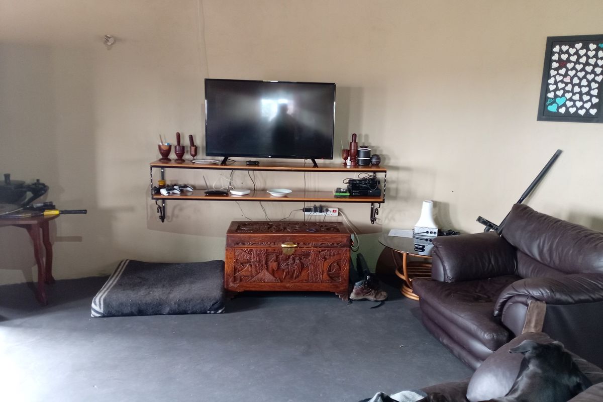 Farm with the most stunning sunset and sunrise views: for sale boekenhoutskloof - Photo 5