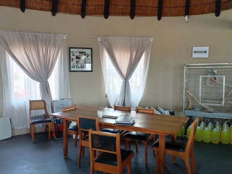 Farm with the most stunning sunset and sunrise views: for sale boekenhoutskloof - Photo 4