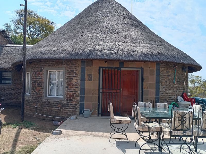 Farm with the most stunning sunset and sunrise views: for sale boekenhoutskloof - Photo 3