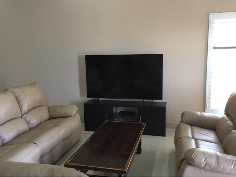 Stunning Home in a Secure Country Estate--Bishopstowe, Pietermaritzburg - Photo 3