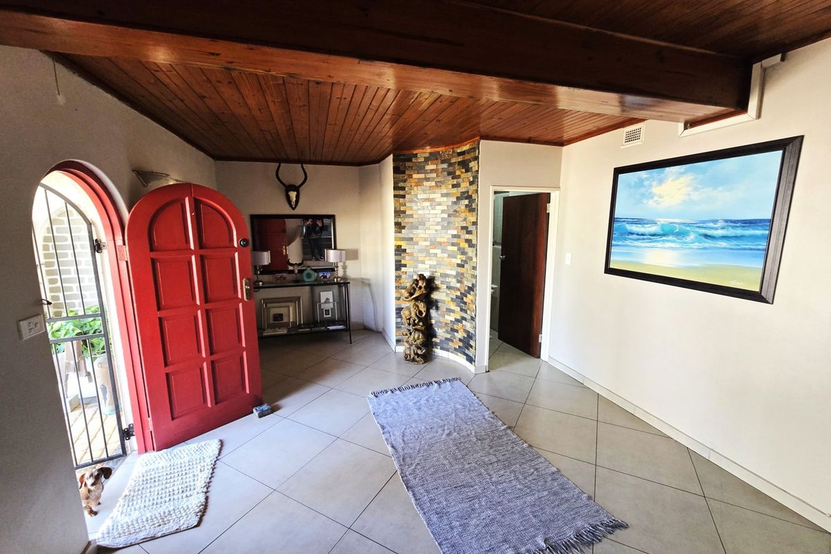 OPTIONS GALORE! - Photo 3