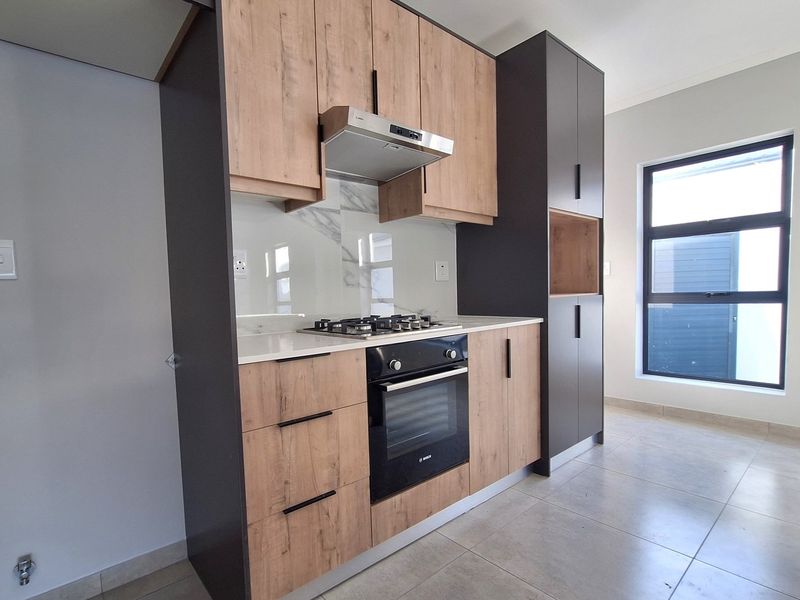 Modern Golf Course Sanctuary in the Prestigious Shelley Point Golf Estate - Photo 7