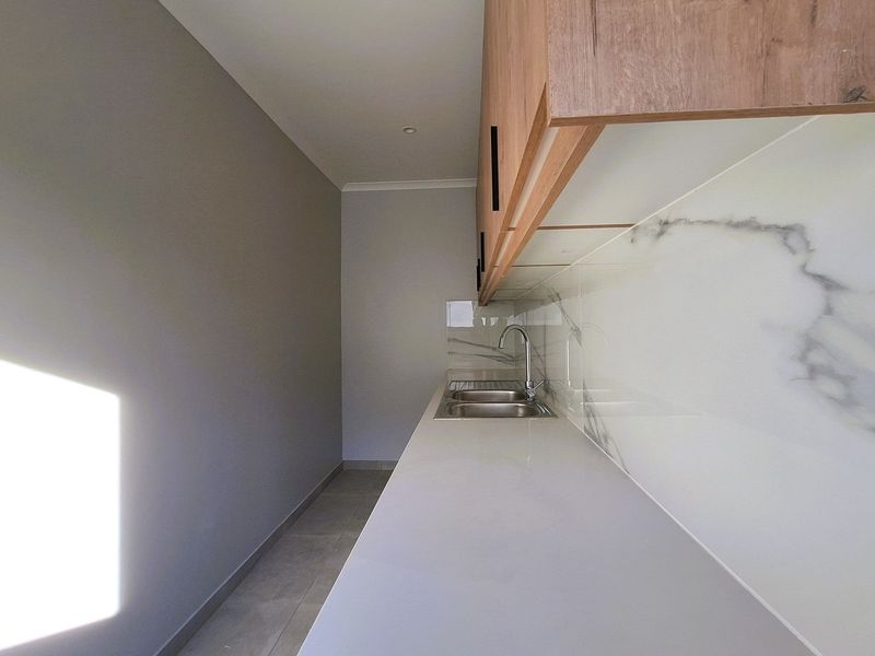 Modern Golf Course Sanctuary in the Prestigious Shelley Point Golf Estate - Photo 10