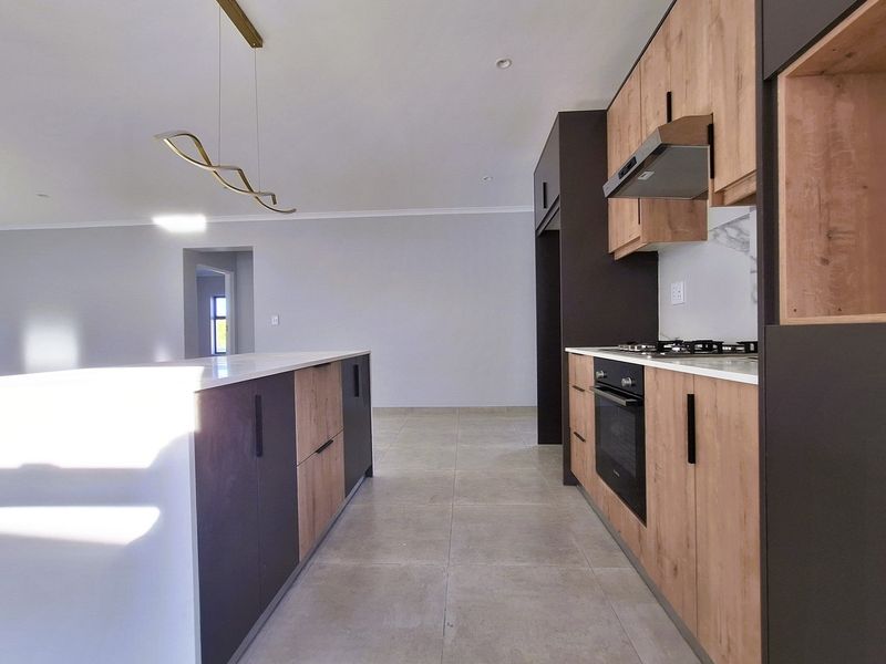 Modern Golf Course Sanctuary in the Prestigious Shelley Point Golf Estate - Photo 9