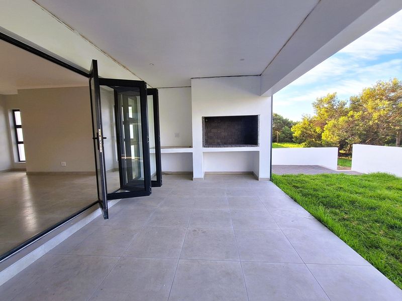 Modern Golf Course Sanctuary in the Prestigious Shelley Point Golf Estate - Photo 3
