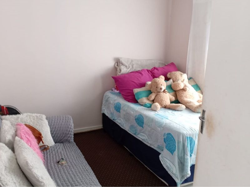 Family House - Photo 10