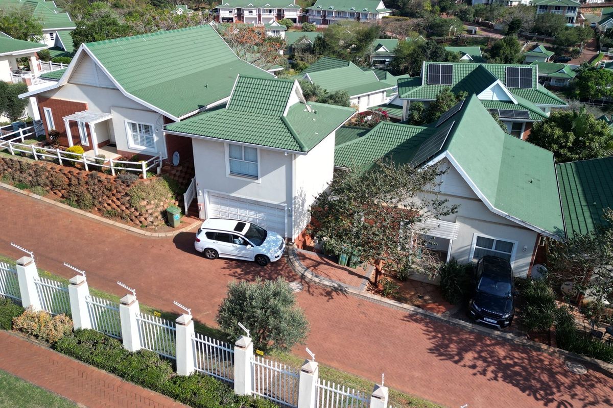 3 Bedroom Townhouse for sale in Kindlewood Estate, Mount Edgecombe - Photo 2