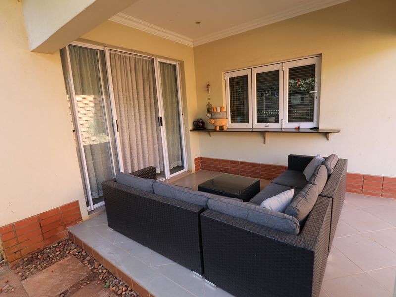 3 Bedroom Townhouse for sale in Kindlewood Estate, Mount Edgecombe - Photo 10