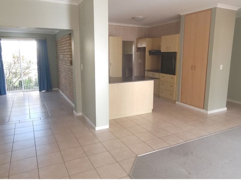 Spacious 2-Bedroom Home with Flexible Layout in Secure Klaradyn Retirement Village (SOLD) - Photo 6