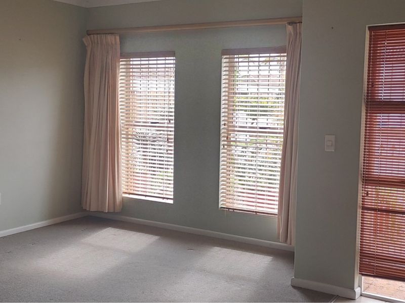 Spacious 2-Bedroom Home with Flexible Layout in Secure Klaradyn Retirement Village (SOLD) - Photo 5