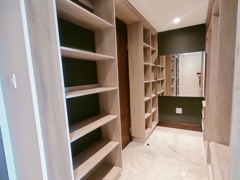 Exceptional Coastal Living at Ridgeside Residence, Umhlanga - Photo 10