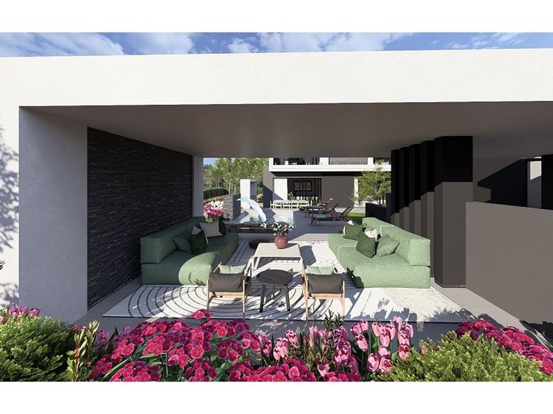 5 Bedroom House in Midstream Heights - Photo 9
