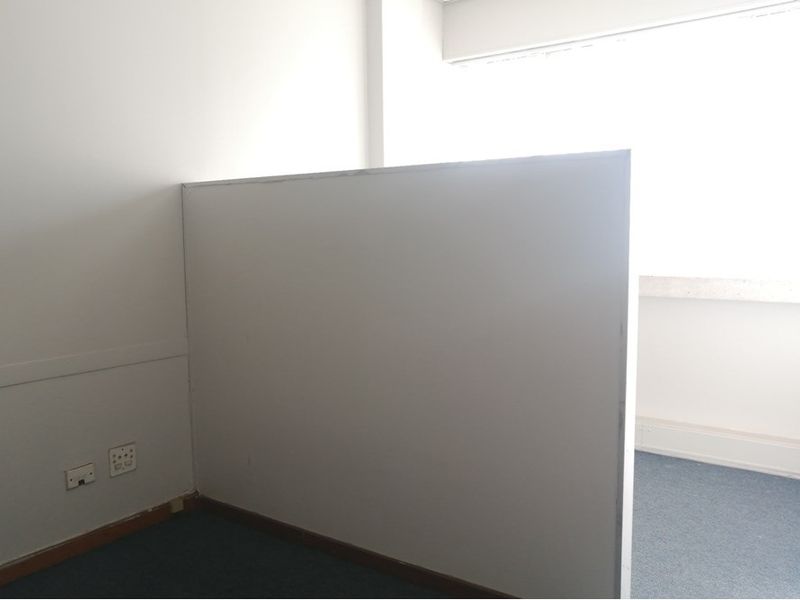 Office To Rent in Pinetown, KwaZulu Natal - Photo 3
