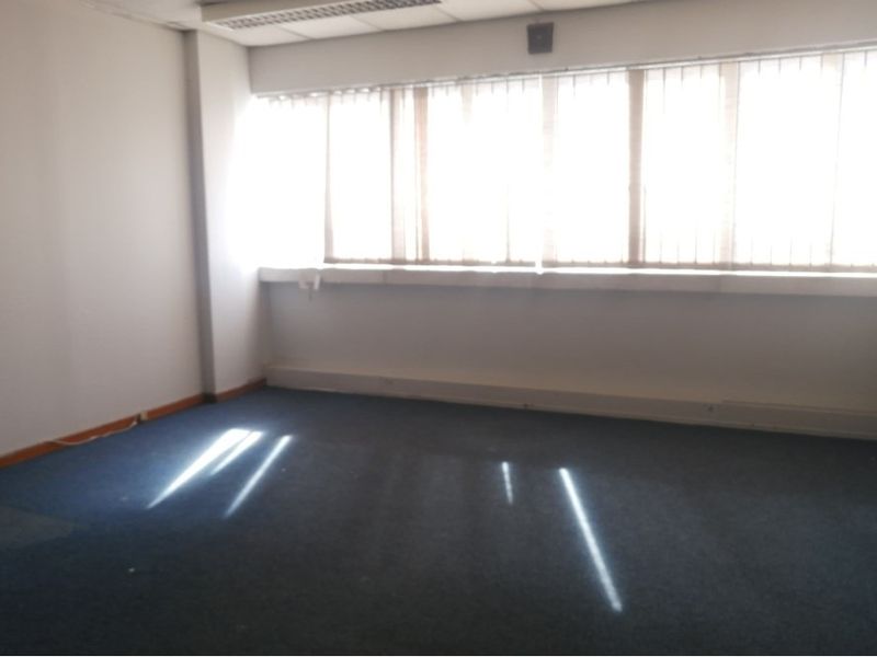 Office To Rent in Pinetown, KwaZulu Natal - Photo 4
