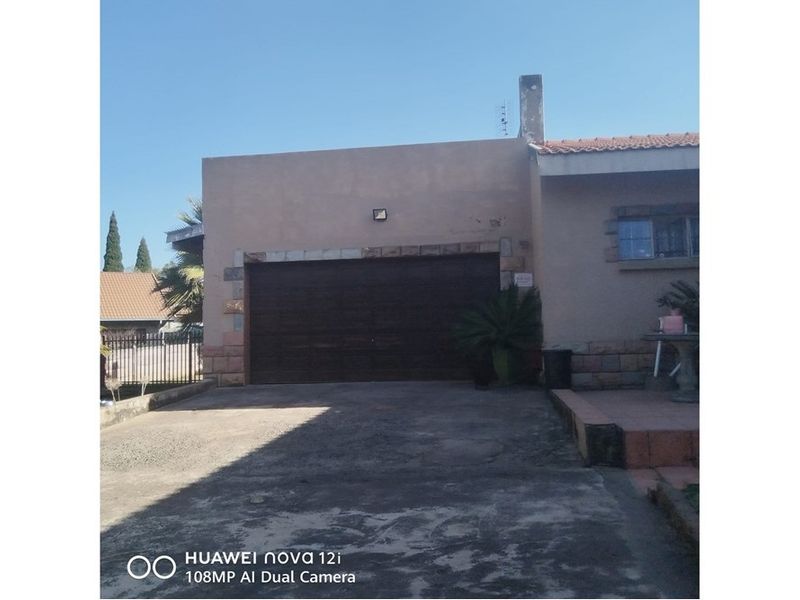 House For Sale in Blancheville, Witbank - Photo 5