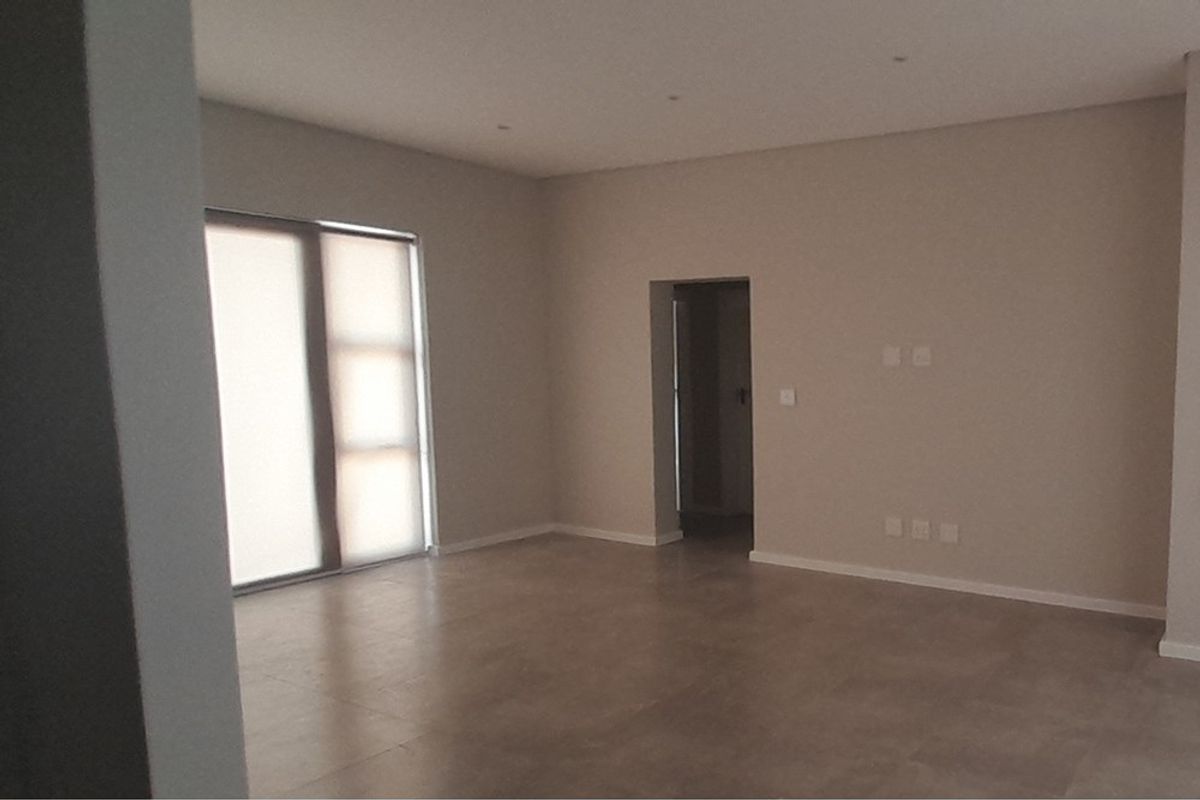 JE PARK - Assisted Living Town House - Photo 5