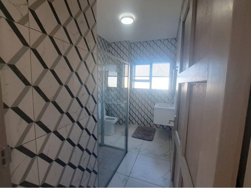 Apartment To Rent in Noordwyk, Midrand - Photo 9