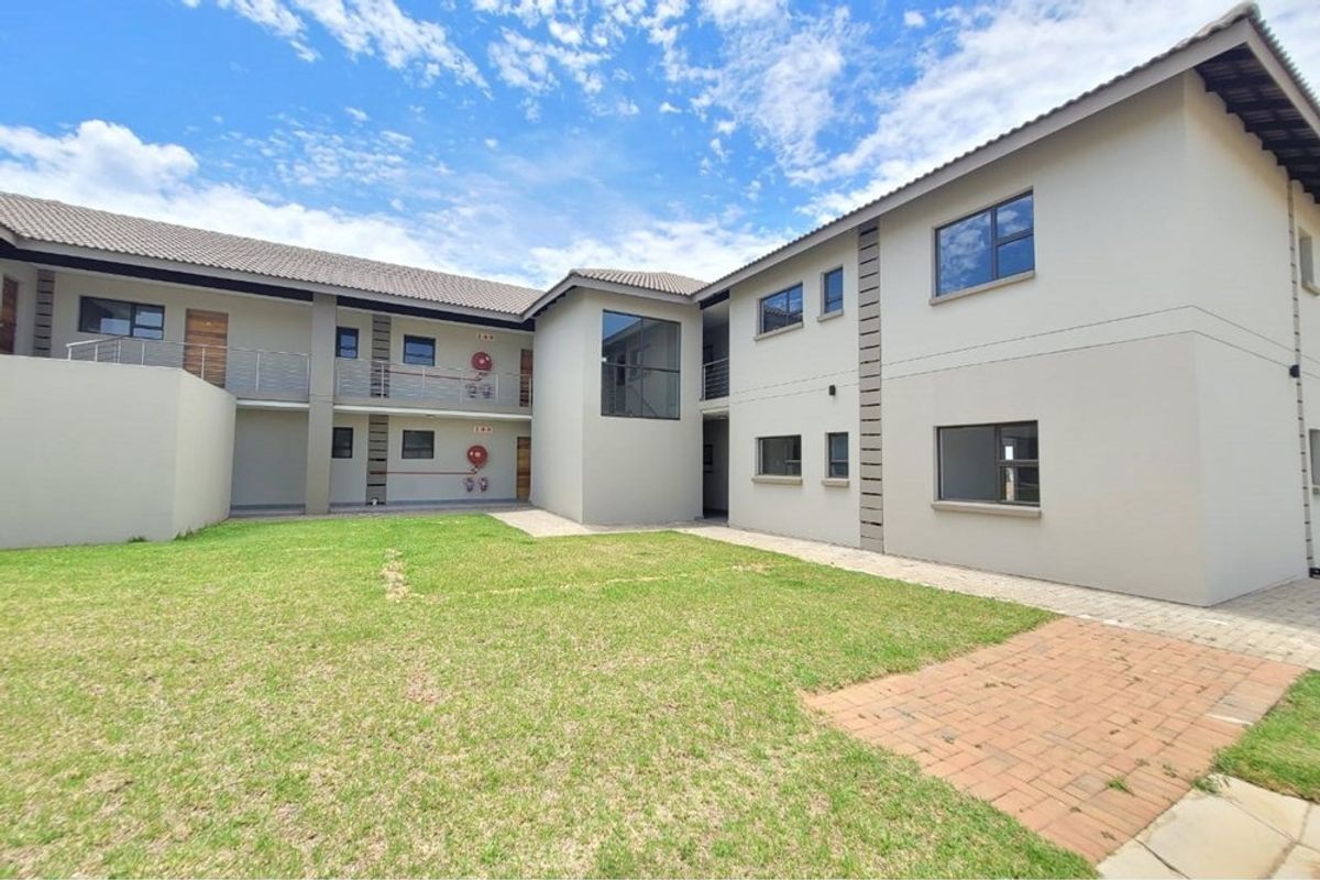 Apartment To Rent in Noordwyk, Midrand - Photo 2