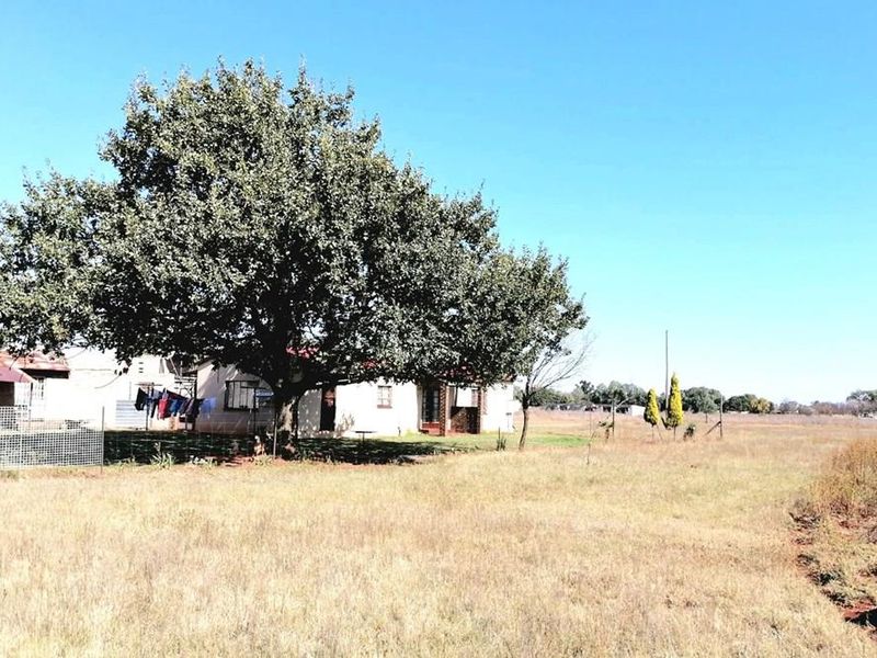 Apartment For Sale in Rosashof, Vanderbijlpark - Photo 3