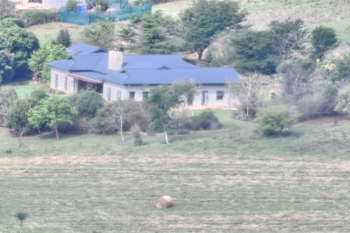 Spacious Intaba Ridge Home with Flatlet Triple Garage Modern Finish 5 Min to Airport - Photo 3