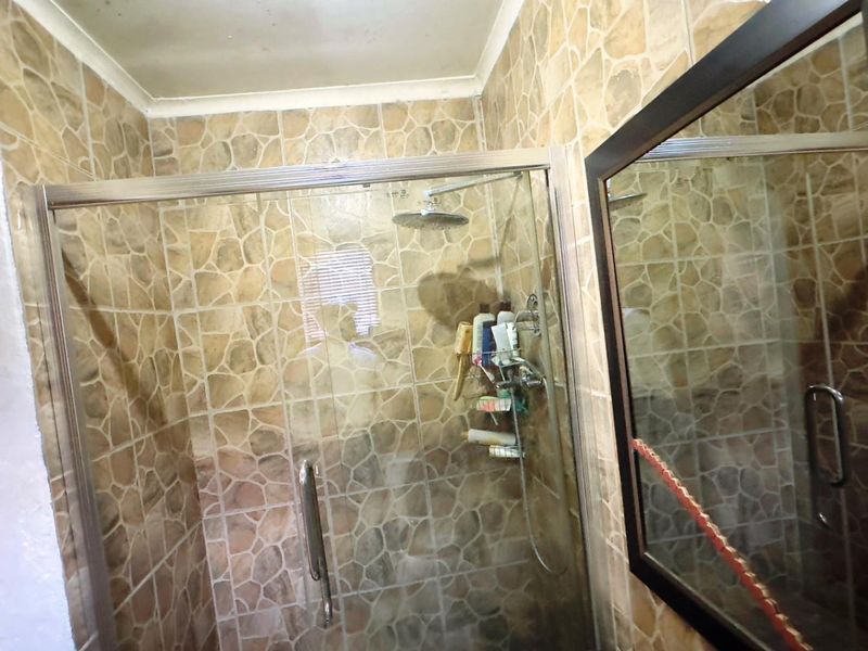 House For Sale in Kensington, Johannesburg - Photo 5