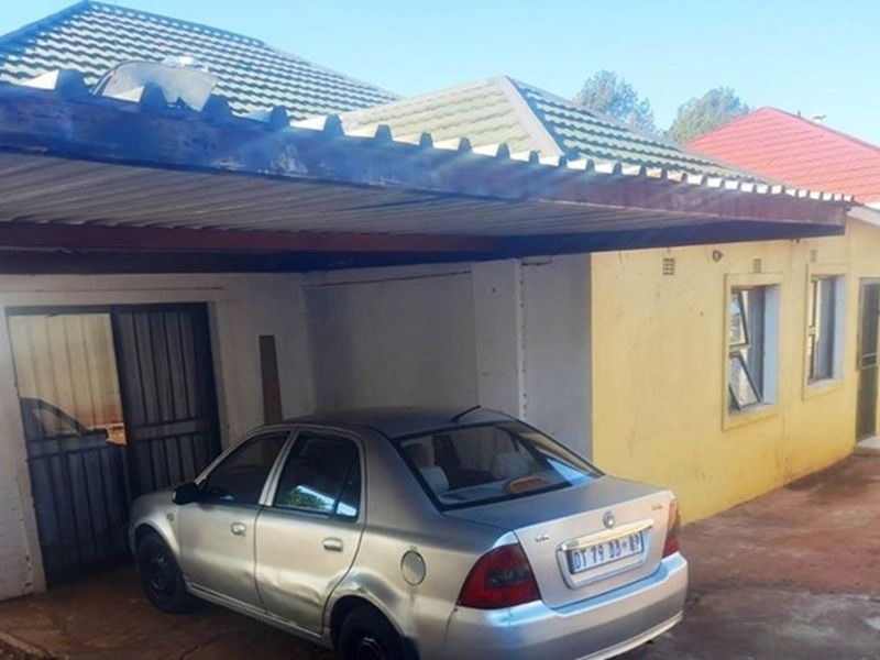 House For Sale in Kensington, Johannesburg - Photo 2