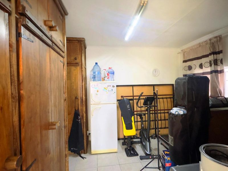 House For Sale in Kensington, Johannesburg - Photo 3