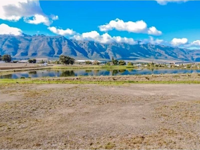 Smallholding in this serene and tranquil location in Porterville , Western Cape - Photo 4