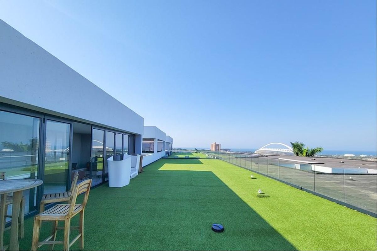 3 Bed Penthouse with Drive up access for sale in Morningside - Photo 3