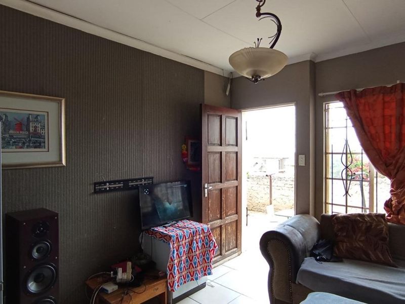 House For Sale in Cosmo City, Roodepoort - Photo 10