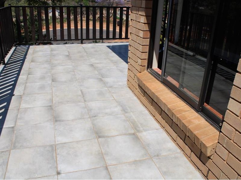Apartment To Rent in Amandasig, Akasia - Photo 2