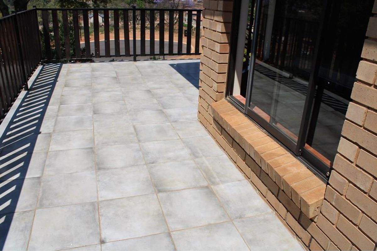 Apartment To Rent in Amandasig, Akasia - Photo 2