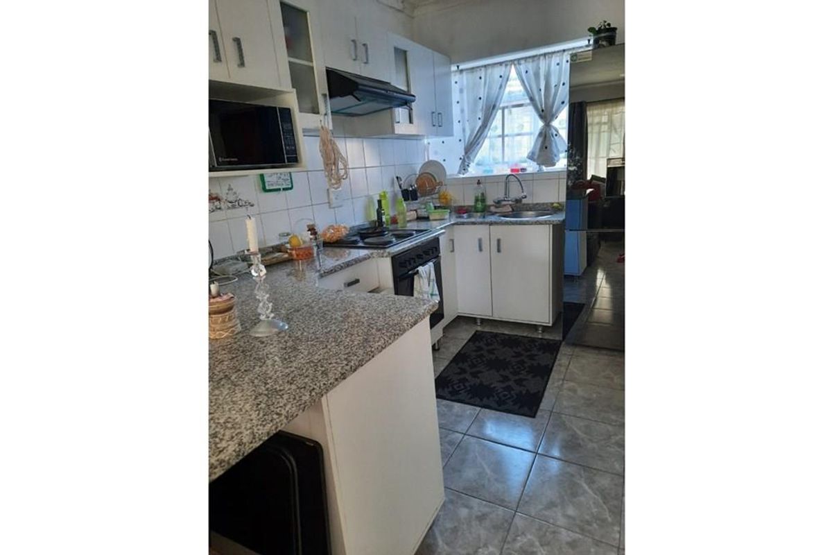 House For Sale in Newcastle Central, Newcastle, KwaZulu Natal - Photo 4